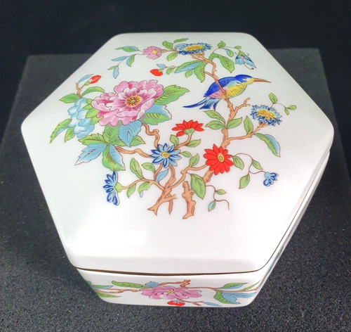 Hexagonal box lid by - box,
