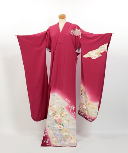 Vintage silk furisode kimono - furisode,