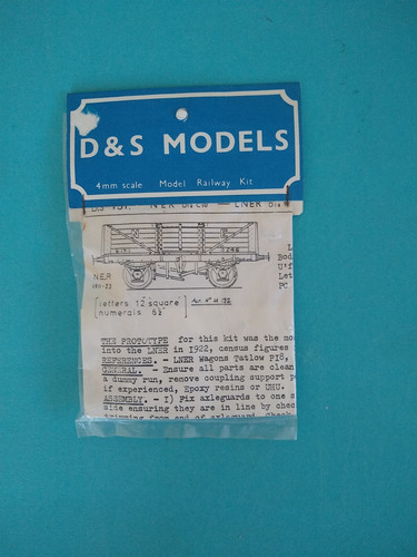 4mm oo gauge white metal - d, s