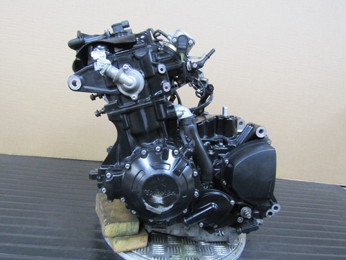 Triumph sprint 1050 2015 - sprint, gt