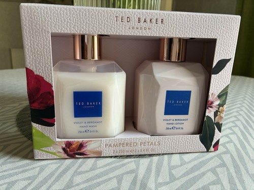 Ted baker london pampered - london,