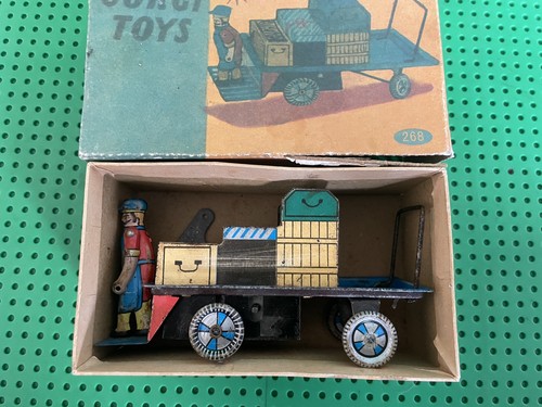 Corgi toys 268 vintage tin - toys,