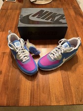 Nike Air Max 90  Undefeated