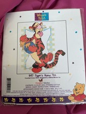 Winnie the pooh b47 - pooh,
