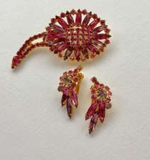 Juliana D&E Pink Mauve Navette Rhinestone Leaf Brooch & Earrings SET