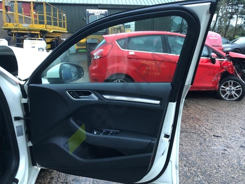 Audi 8p1 door card - audi,