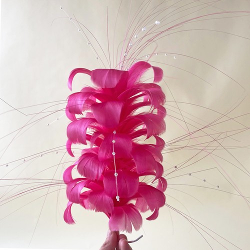 Goose twisted feather mount - goose,
