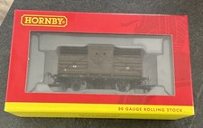 HORNBY 'OO' GAUGE R6735 SR 10