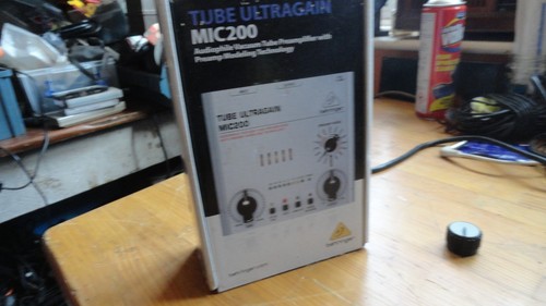 Behringer valve microphone - valve,