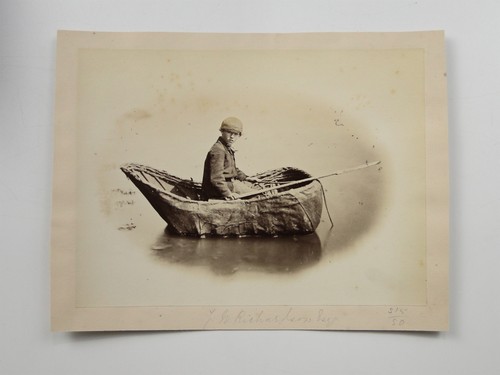 Coracle boat river fishing - coracle,