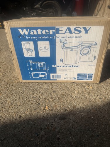 Water easy toilet - water, macereator