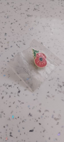 Remembrance red poppy - -, enamel