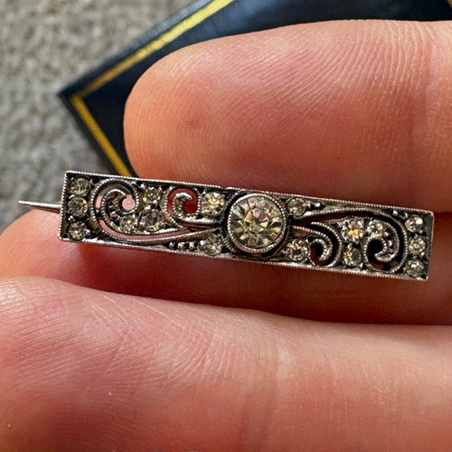 Antique silver paste bar