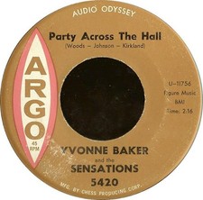 Yvonne Baker - Party Across The Hall / No Changes, 7", (Vinyl)