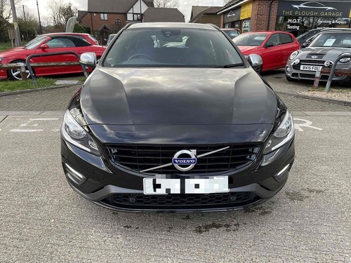 Breaking volvo v60 design - v60, r-design