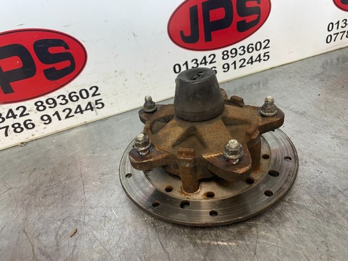 Rear stud hub - rear,