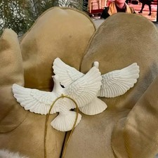Doves Ornament - Home Alone 2