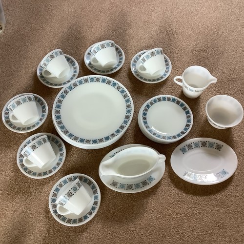 Place pyrex chelsea pattern - chelsea,