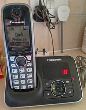 Panasonic digital cordless phone with answering machine KX-TG6621E with manual