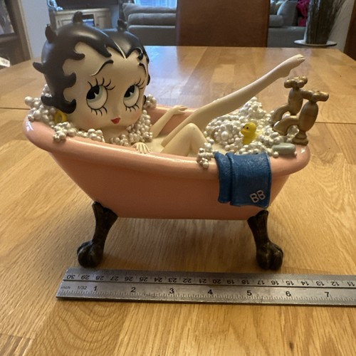 2007 betty boop bathtub - 2007,