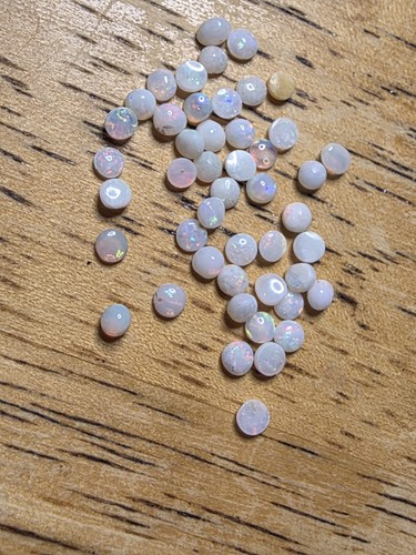 Genuine 5mm round - round, opal