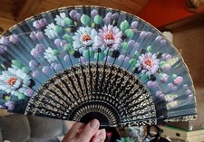 Vtg Hand Held Silk Paper Fan