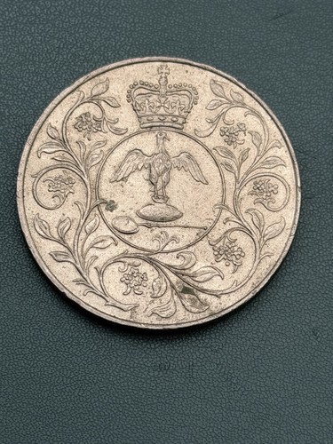 1977 queen elizabeth - elizabeth, silver