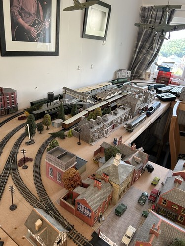 Gauge model railway layout - oo,