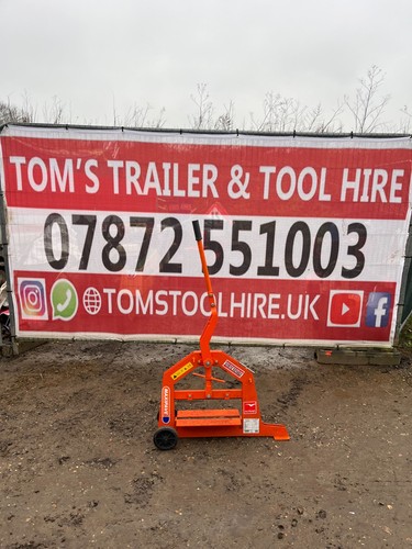 Block paving cutter - , hire