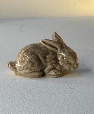 Collectible Vintage Wade England Red Rose Tea Figurine BUNNY RABBIT Whimsies 60s