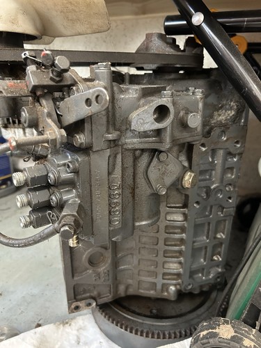 Kubota d902 engine - kubota, or