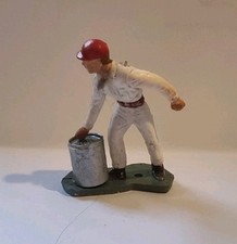 Scalextric figure mechanic with oil drum scenery diorama slotcar