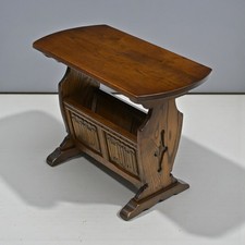Old Charm Magazine Rack With