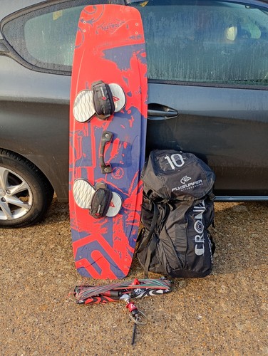Kitesurfing beginner package - kitesurfing,