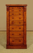 Antique Mahogany Wellington