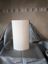 KELLY HOPPEN VINTAGE VASE WHITE RIBBED MATTE Lot 2
