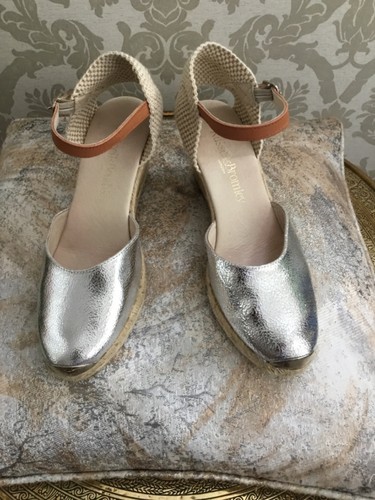 Russell bromley - russell, bromley**