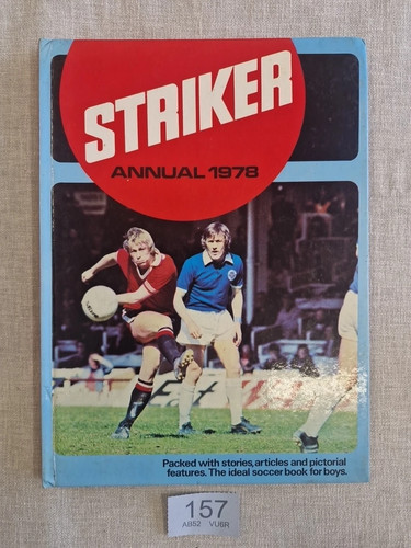Vintage striker annual - ⚽,