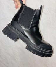 Ladies Black Chunky Rubber Sole Chelsea Zara Boots Size 7 Euro 41