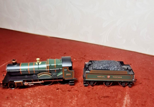 Hornby r584 country - hornby, of