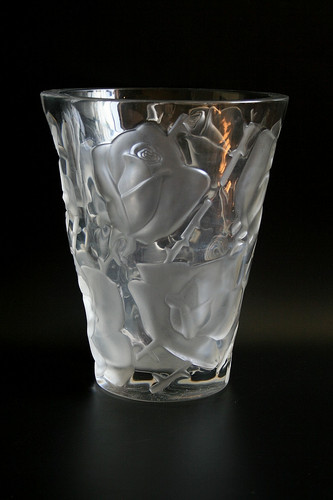 Lalique ispahan glass vase - lalique,