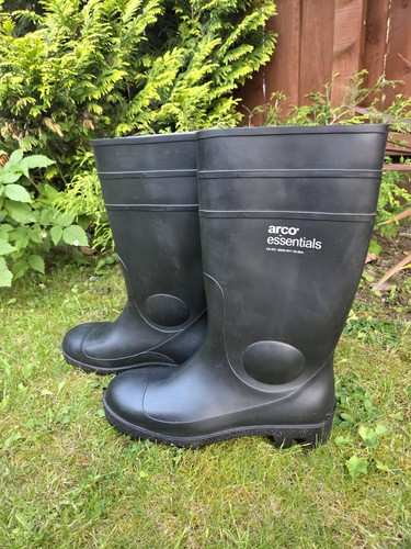 The arco essentials black - the,