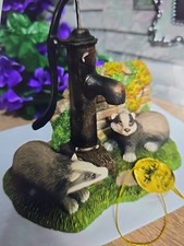 the leonardo collection countryside friends 1988 badgers ornamentNo chips or scr