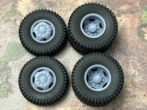 Resin scale 15 - 1/24, scale: