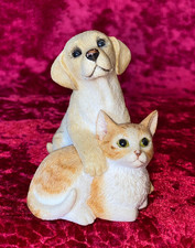 Sherratt & Simpson Dogs - Labrado Puppy w Tabby / White Kitten Figurine