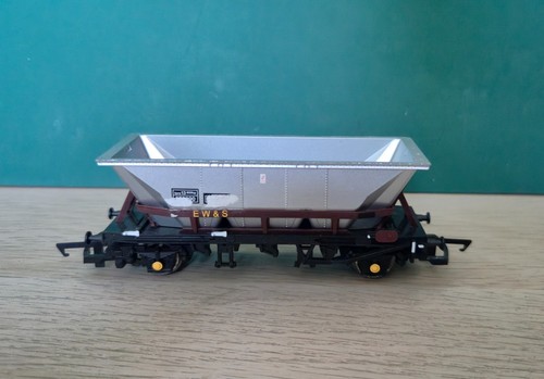 Hornby railways gauge - oo,