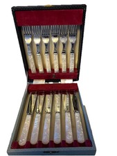 Vintage Fish Knives and Fork Set Of 6 Boxed