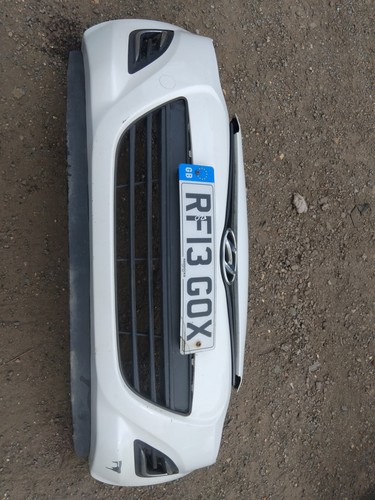 Hyundai i20 2013 - front, bumper