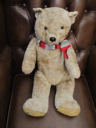 Large vintage mohair bear - large,