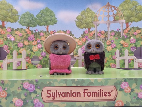 Sylvanian families treefellow - families,
